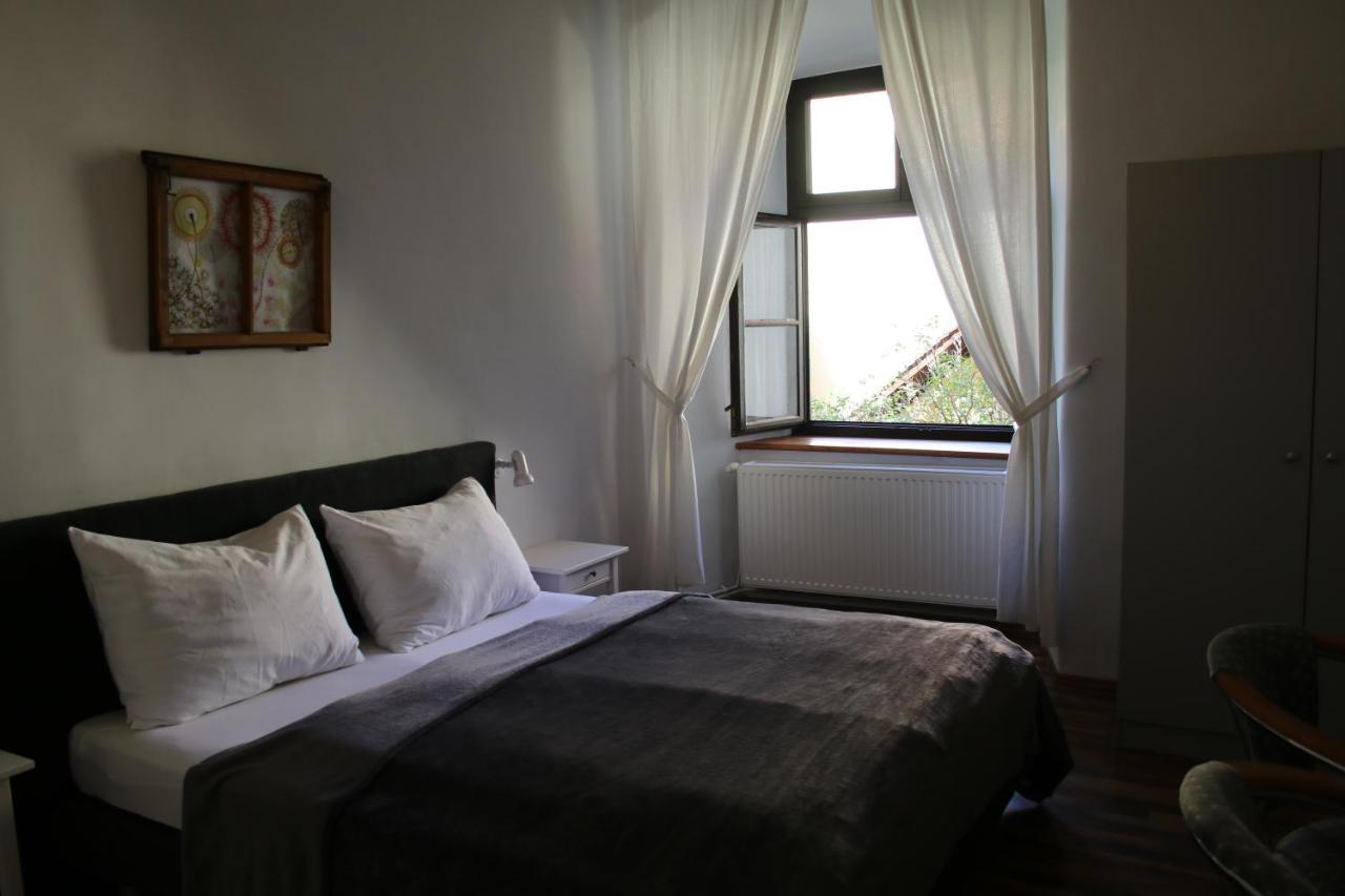 Hotel Im Stift Neuberg Neuberg an der Muerz Luaran gambar
