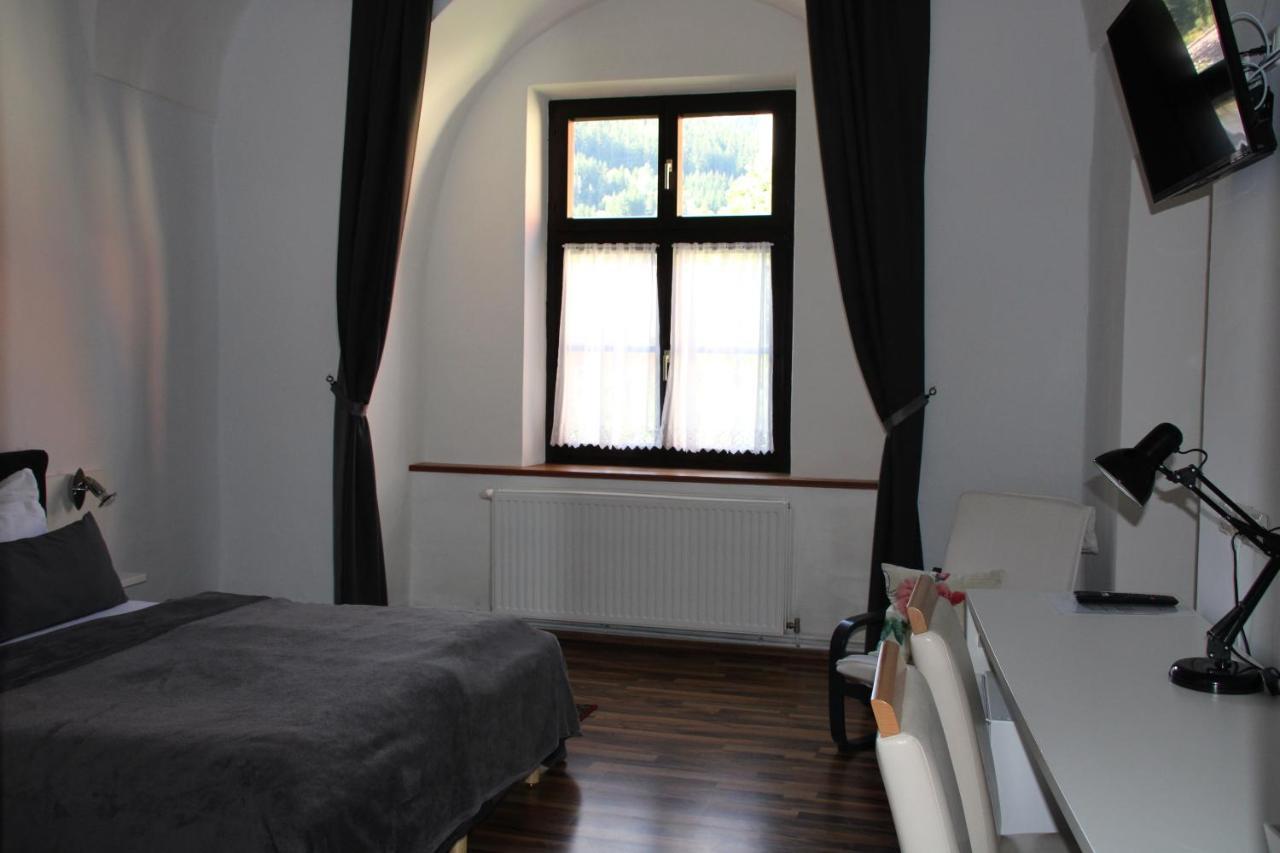 Hotel Im Stift Neuberg Neuberg an der Muerz Luaran gambar