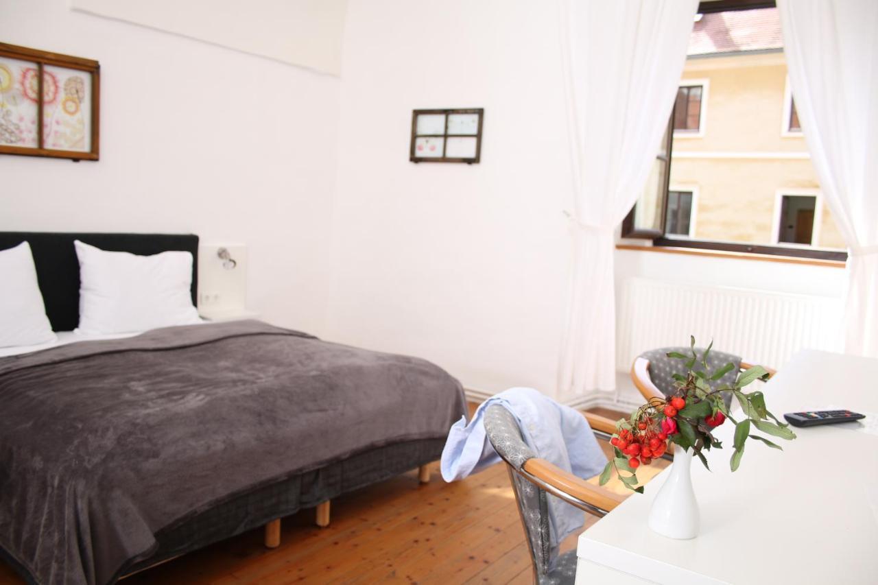 Hotel Im Stift Neuberg Neuberg an der Muerz Luaran gambar