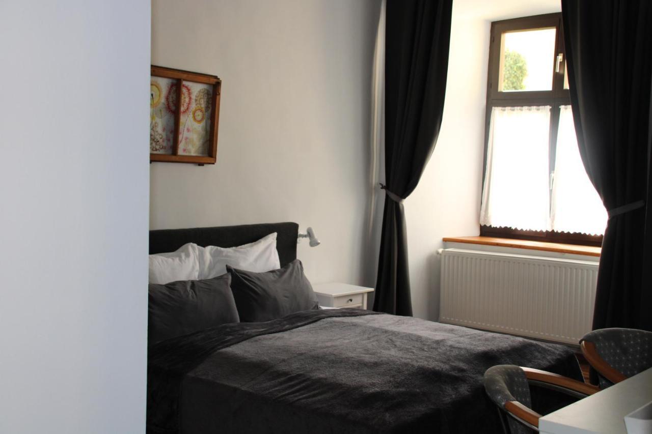 Hotel Im Stift Neuberg Neuberg an der Muerz Luaran gambar