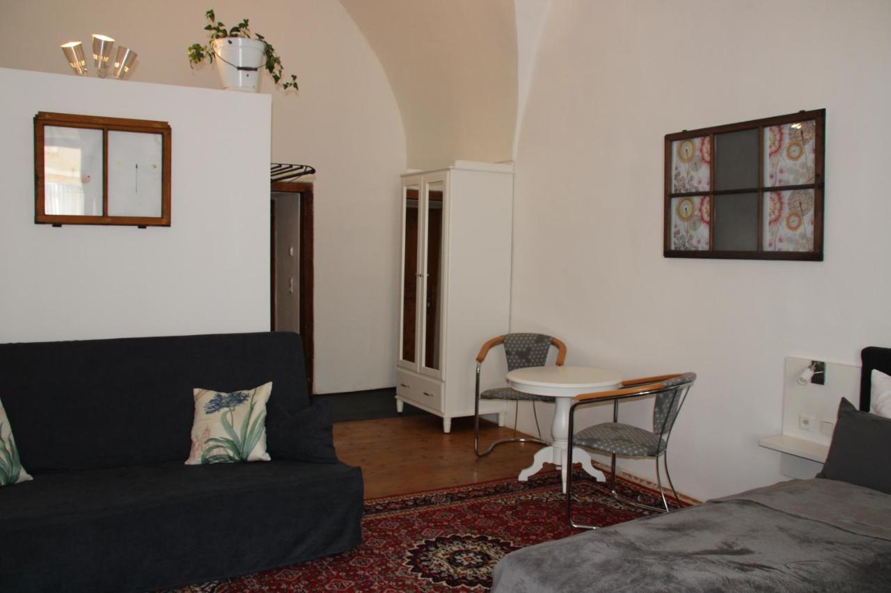 Hotel Im Stift Neuberg Neuberg an der Muerz Luaran gambar