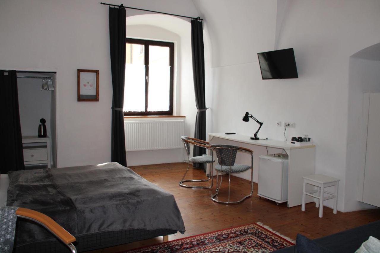 Hotel Im Stift Neuberg Neuberg an der Muerz Luaran gambar