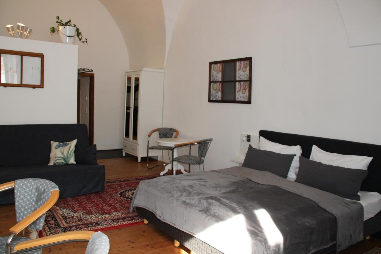 Hotel Im Stift Neuberg Neuberg an der Muerz Luaran gambar