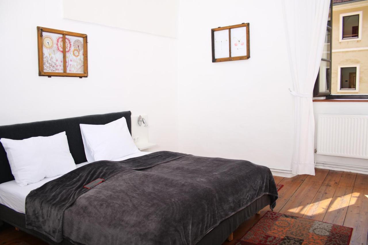 Hotel Im Stift Neuberg Neuberg an der Muerz Luaran gambar